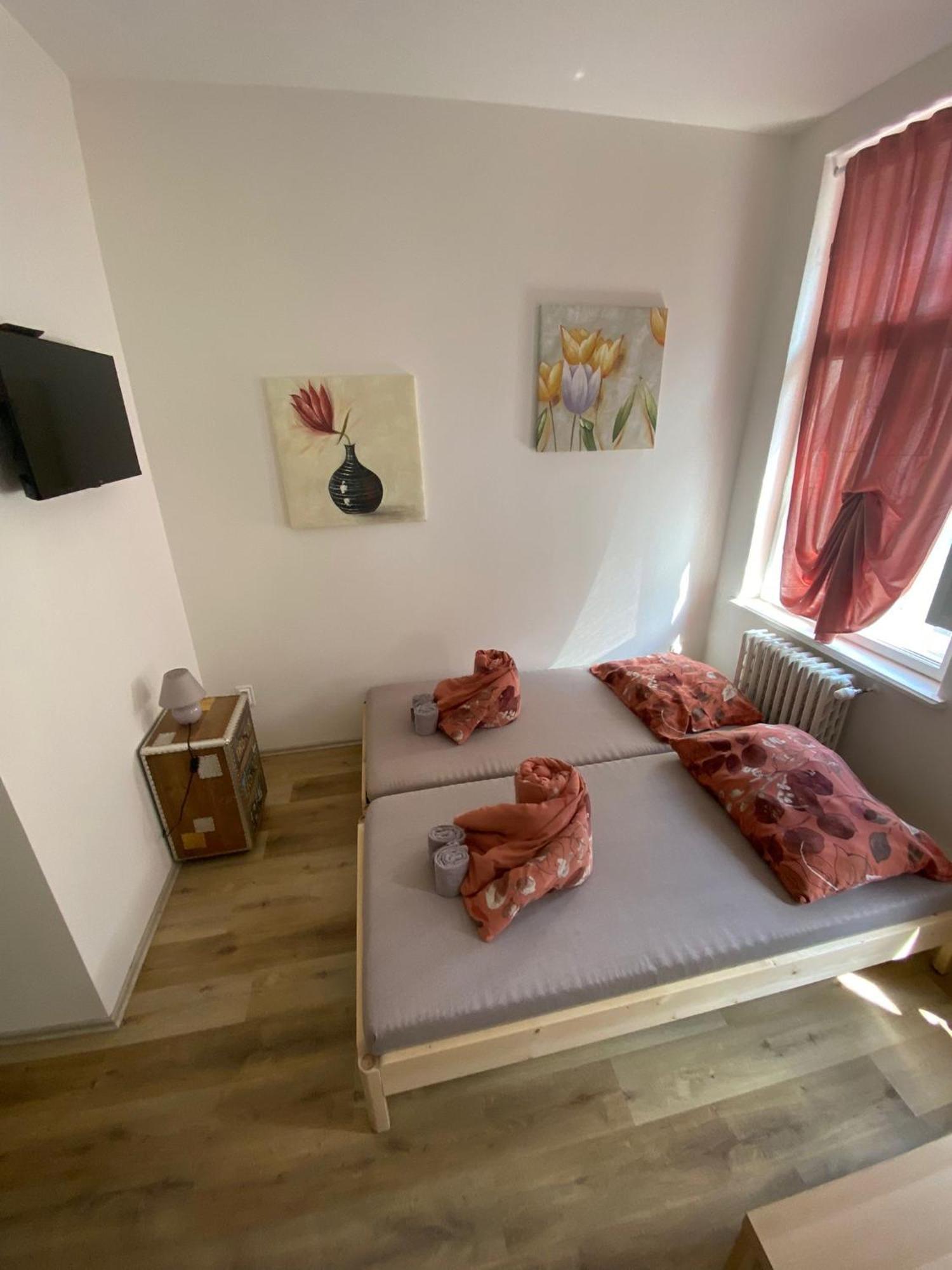 Garsoniera Ostrava City Centr, Na Hradbach 118 Экстерьер фото